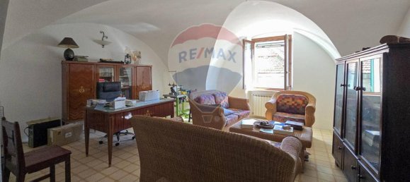 Дом с 13 комнатами в Буккьянико, Италия № 102514 25