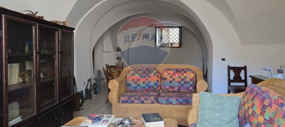 Дом с 13 комнатами в Буккьянико, Италия № 102514 31