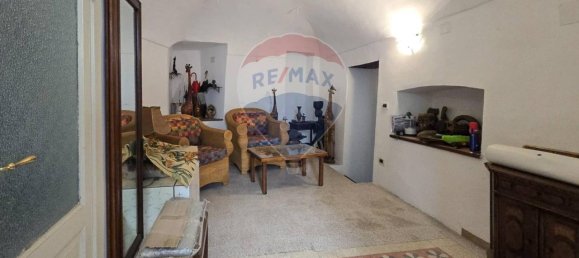 Дом с 13 комнатами в Буккьянико, Италия № 102514 40