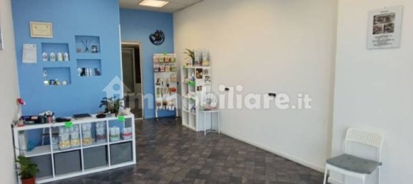 2 rooms Commercial property in Rome, Italy No. 34506 3