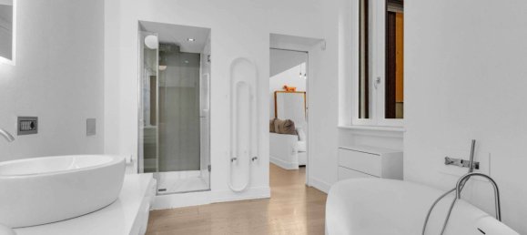 2 bedrooms Apartment in Milan, Italy No. 323538 17