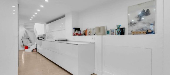 2 bedrooms Apartment in Milan, Italy No. 323538 5