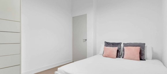 2 bedrooms Apartment in Milan, Italy No. 323538 21