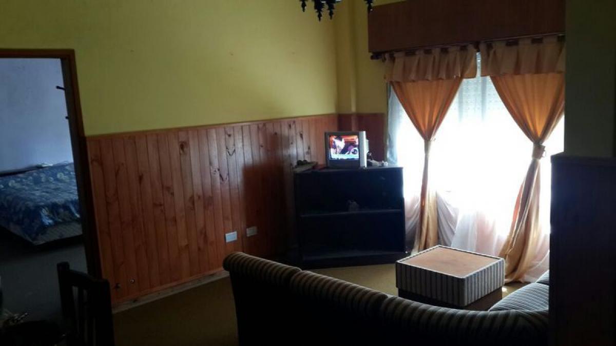 3 bedrooms House in Mar del Plata, Argentina No. 86578