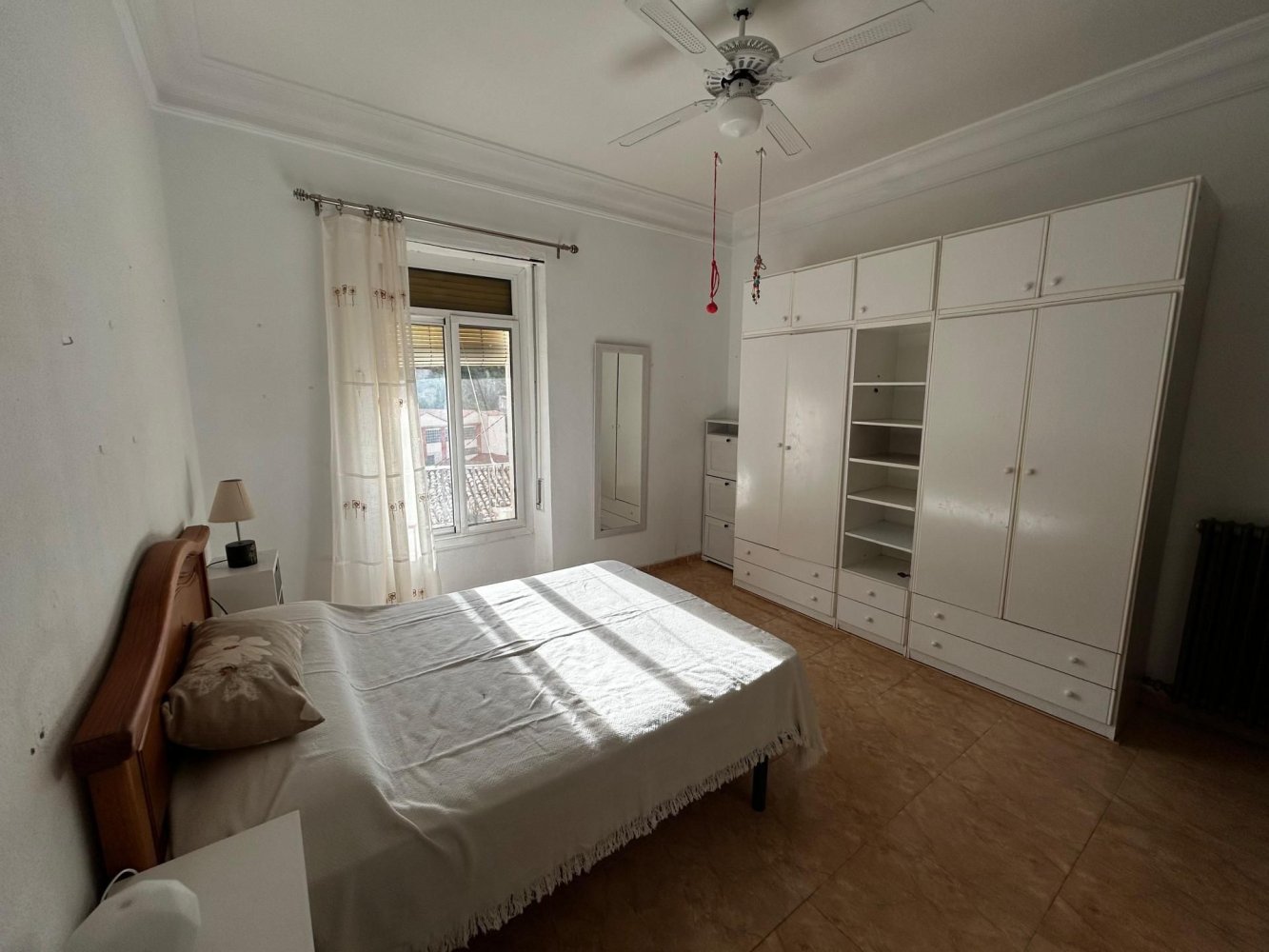 Apartamento de 4 dormitorios en Alicante, Spain No. 253359
