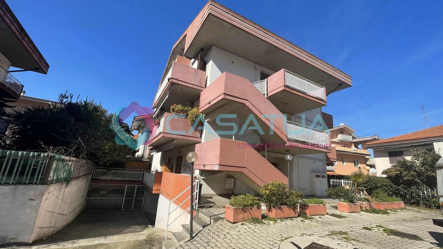 3 rooms Apartment in Città Sant'Angelo, Italy No. 150613