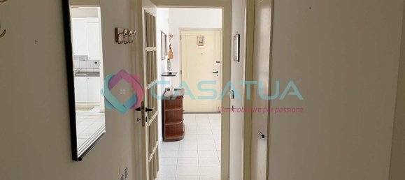 Квартира с 3 комнатами в Читта Сант Анджело, Италия № 150613 14