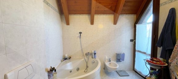 3 bedrooms Penthouse in Casalecchio di Reno, Italy No. 31021 47