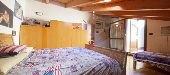 3 bedrooms Penthouse in Casalecchio di Reno, Italy No. 31021 39