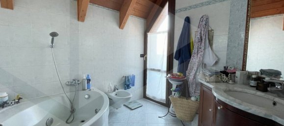 3 bedrooms Penthouse in Casalecchio di Reno, Italy No. 31021 50