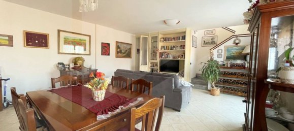 3 bedrooms Penthouse in Casalecchio di Reno, Italy No. 31021 10