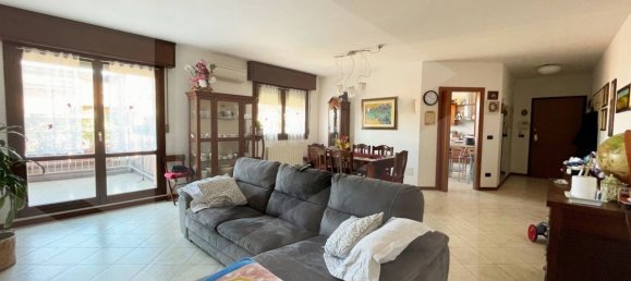 3 bedrooms Penthouse in Casalecchio di Reno, Italy No. 31021 12