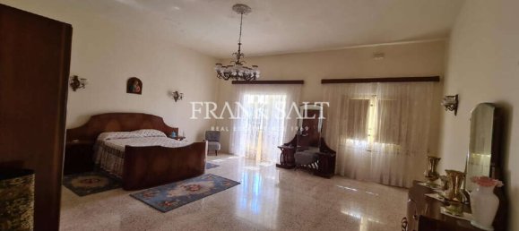 4 Schlafzimmer Haus in Victoria, Malta, Nr. 575 8