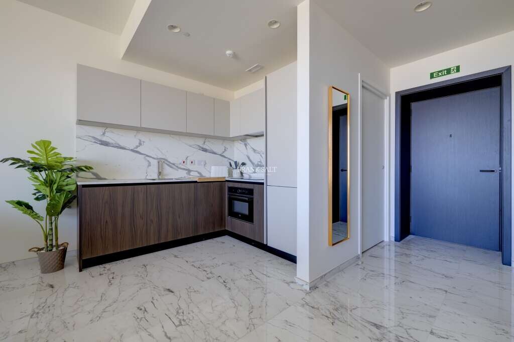 1 bedroom Apartment in Saint Julian's, Malta No. 416