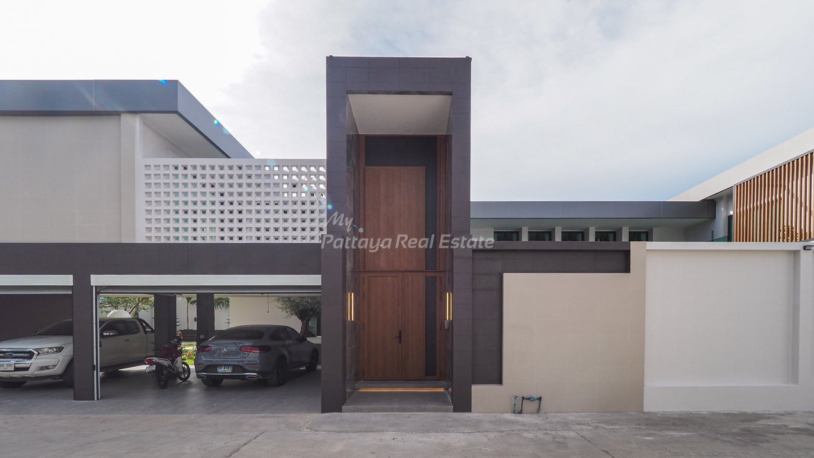 6 chambres Maison à Pattaya, Thailand No. 8718