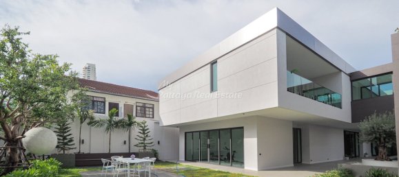 6 bedrooms Cafe / restaurant in Pattaya, Thailand No. 8718 7