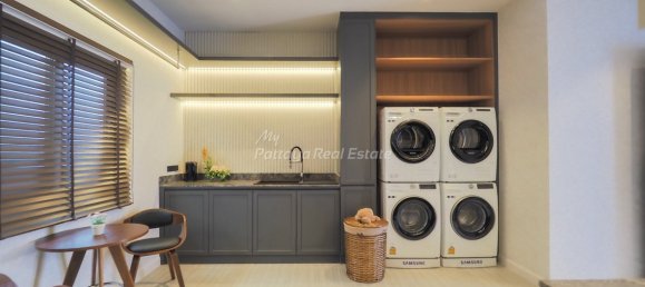 6 chambres Maison à Pattaya, Thailand No. 8718 4