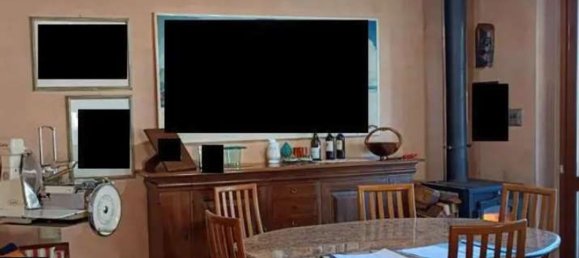 Casa de 8 habitaciónes en Robecchetto con Induno, Italy No. 284695 4