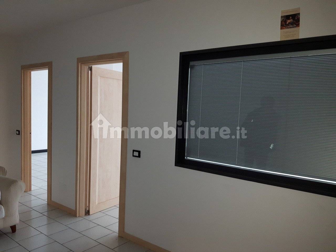 Escritório em Sassuolo, Italy 120 m² N.º 336803