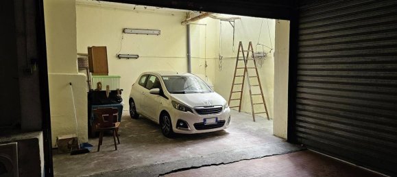 34m² Garage in Rome, Italy No. 54415 4