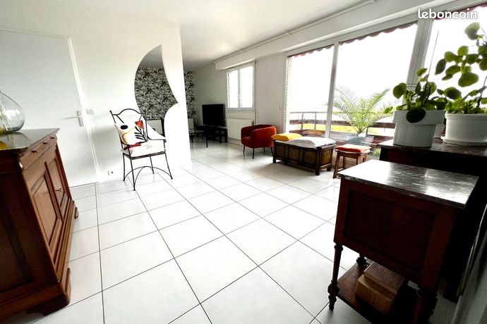 1 غرف نوم شقة في Gagny, France رقم 354475