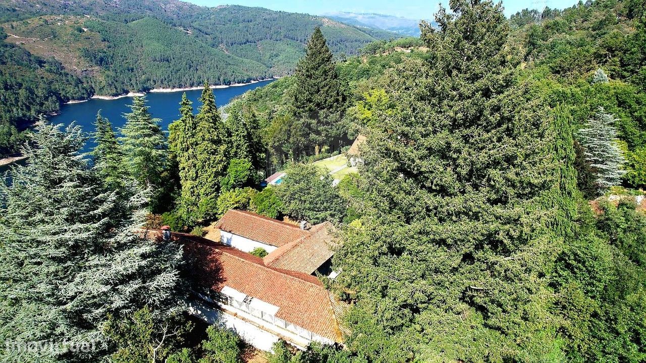 9 bedrooms House in Salamonde, Portugal No. 226843