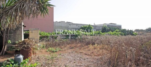 2 bedrooms Farm in Xghajra, Malta No. 1824 3