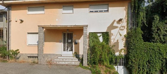 7 rooms Apartment in Fossano, Italy No. 51966 2