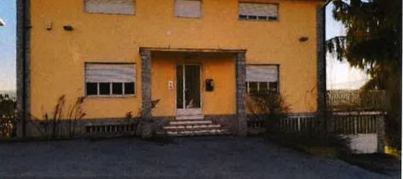 7 rooms Apartment in Fossano, Italy No. 51966 6