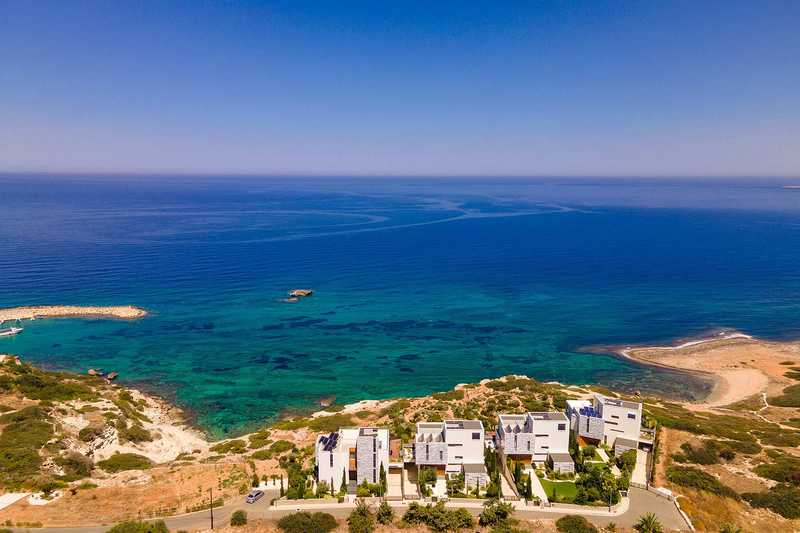 Коммерческая недвижимость с 4 спальнями в Пейя, Кипр № 19528