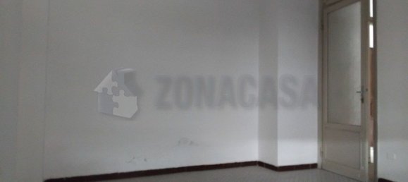 3 rooms Apartment in Lonate Pozzolo, Italy No. 334158 20