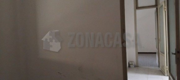 3 rooms Apartment in Lonate Pozzolo, Italy No. 334158 15