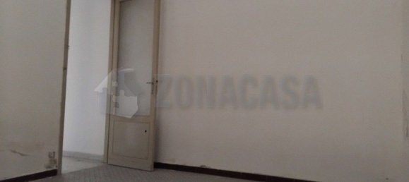 3 rooms Apartment in Lonate Pozzolo, Italy No. 334158 16