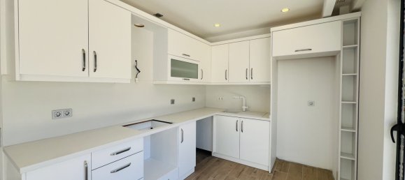 Villa 4+1 in Kemer, Turkey No. 27809 3