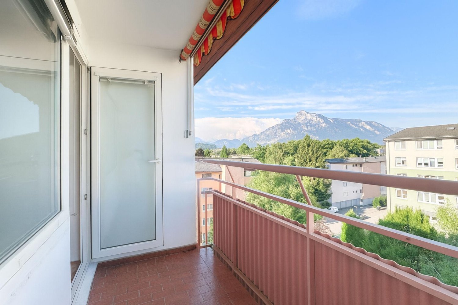 3 rooms Apartment in Salzburg, Austria No. 155336