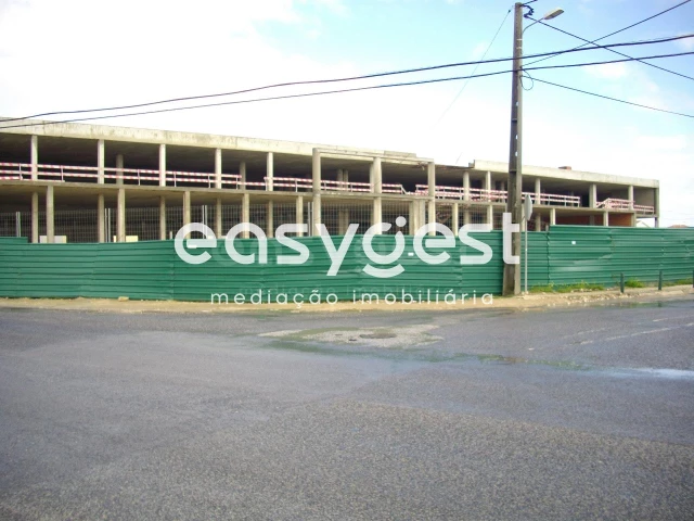 11500m² Commercial property in Rio de Mouro, Portugal No. 70603