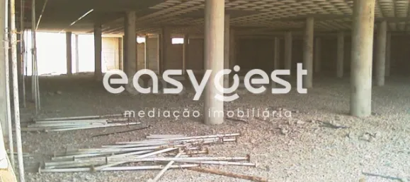 11500m² Commercial property in Rio de Mouro, Portugal No. 70603 4