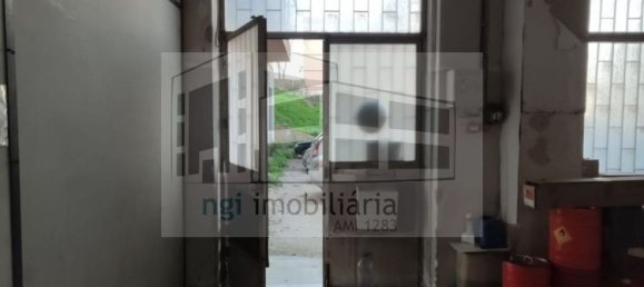 439m² Commercial property in Odivelas, Portugal No. 94527 12