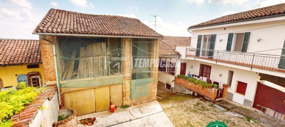 2 bedrooms House in San Salvatore Monferrato, Italy No. 361466 2