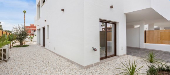 3 bedrooms Villa in Los Alcazares, Spain No. 291666 3