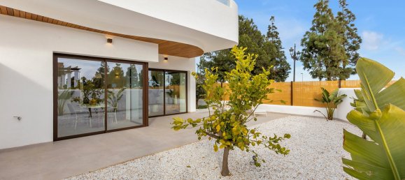 3 bedrooms Villa in Los Alcazares, Spain No. 291666 6