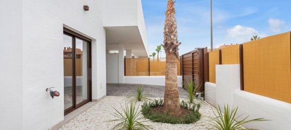 3 bedrooms Villa in Los Alcazares, Spain No. 291666 4