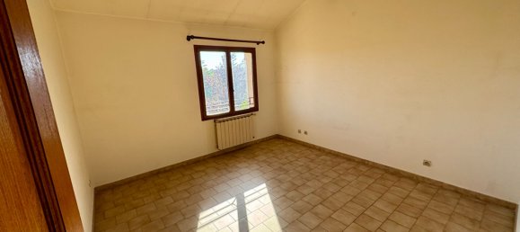 5 bedrooms House in Gard, France No. 293423 7