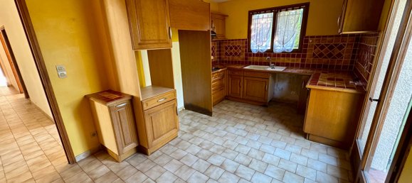 5 bedrooms House in Gard, France No. 293423 5