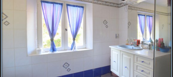 3 bedrooms Villa in Castelnaudary, France No. 278060 4