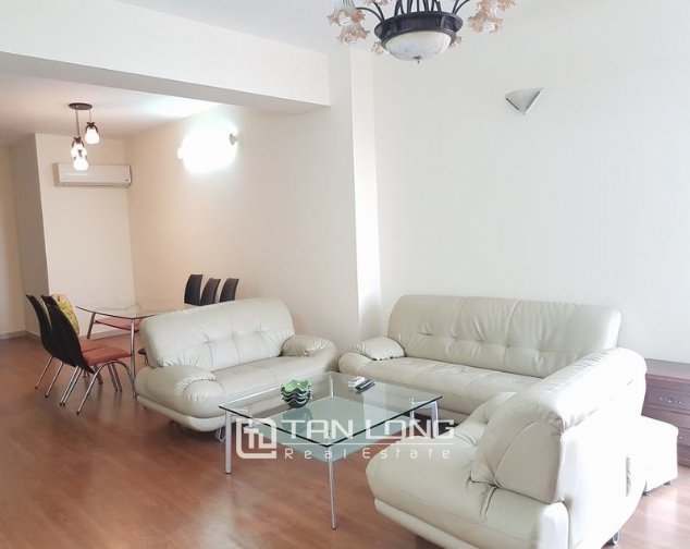 3 Schlafzimmer Wohnung in Tay Ho, Vietnam, Nr. 1935