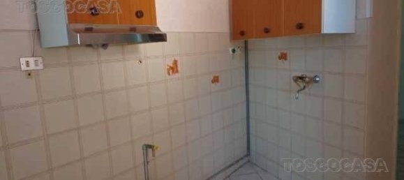 4 rooms Apartment in Fucecchio, Italy No. 135604 7