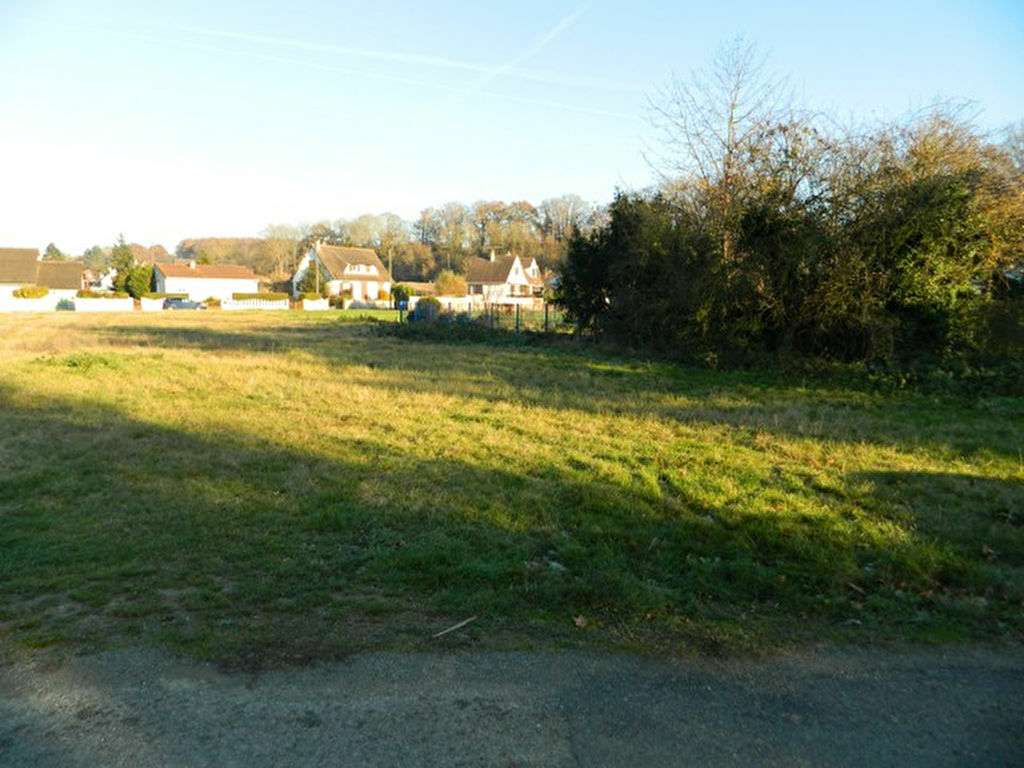 Terreno en Neron, France No. 89554