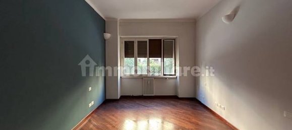 Apartamento T3 em Milan, Italy N.º 355070 6