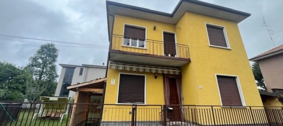 3 bedrooms House in Gallarate, Italy No. 361301 24
